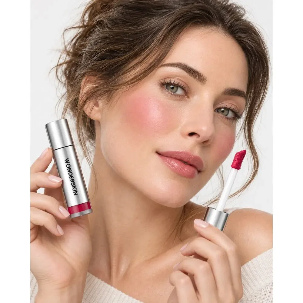 New in Box Wonderskin Wonder Blading All-Day Blush Stain in Flutter